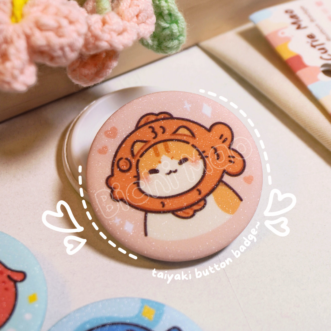 Shiny Cute Cat Button Badge | Bichi Mao